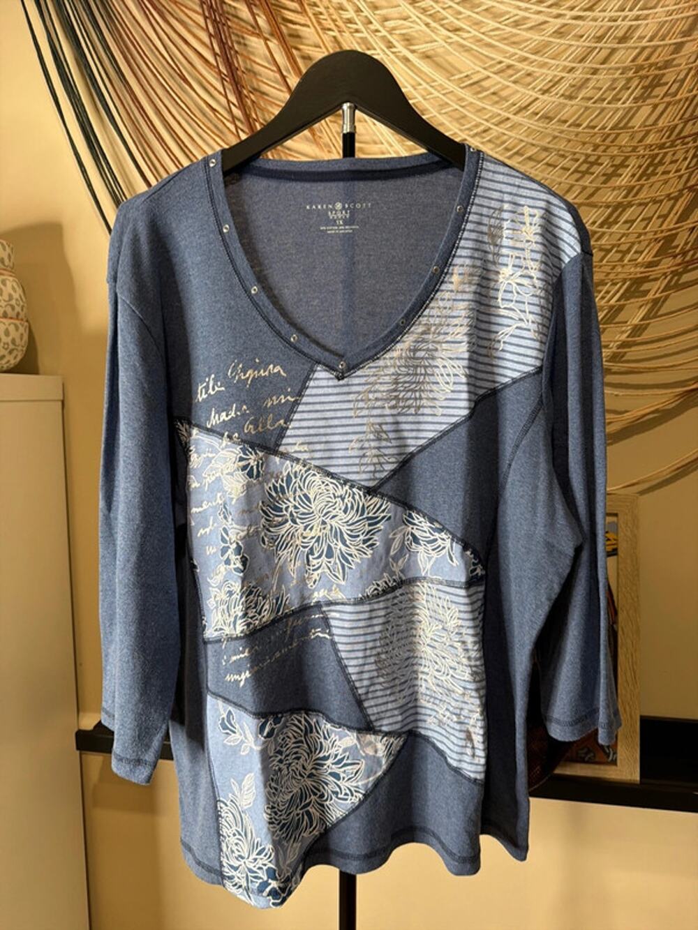 Karen Scott three-quarter sleeve blue V-neck blouse 1X 3463